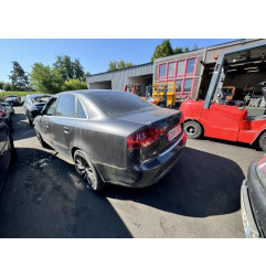 Pare choc arriere AUDI A4 2 Photo n°13