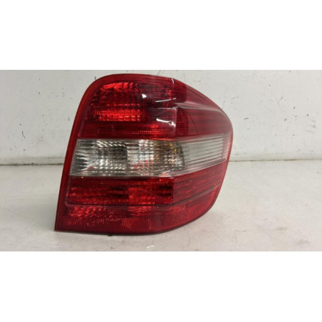 Feu arriere principal droit (feux) MERCEDES CLASSE M 164 Photo n°1