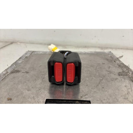 Attache ceinture arriere droit CITROEN C4 2 Photo n°3