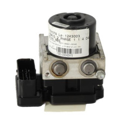 Bloc ABS (freins anti-blocage) TOYOTA YARIS 2 Photo n°2