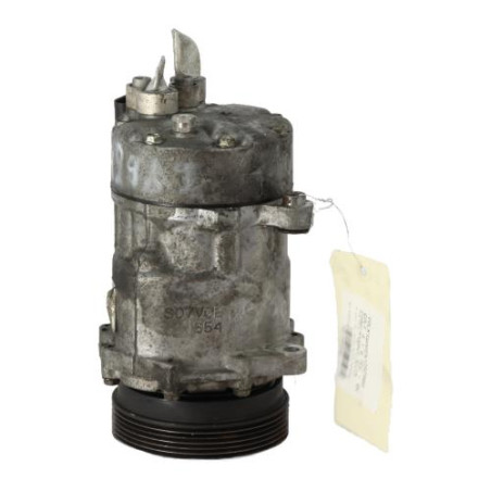 Compresseur clim VOLKSWAGEN GOLF 4