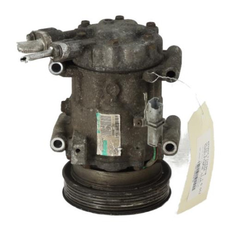 Compresseur clim RENAULT CLIO 3 Photo n°1