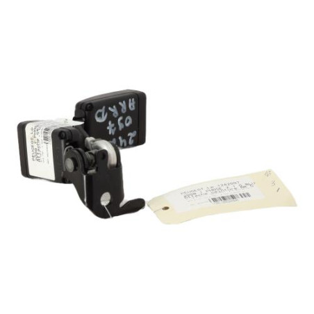 Attache ceinture arriere droit PEUGEOT 2008 1