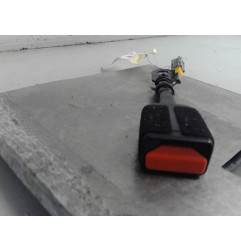 Attache ceinture avant gauche PEUGEOT 2008 1