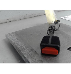 Attache ceinture avant gauche PEUGEOT 2008 1 Photo n°6