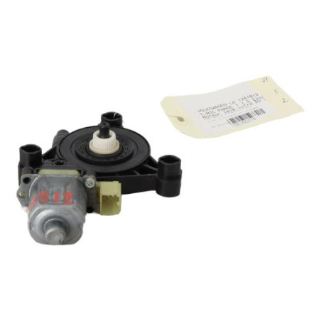 Moteur leve vitre avant gauche VOLKSWAGEN T-ROC Photo n°1
