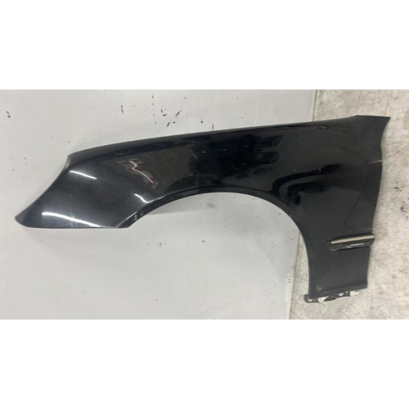 Aile avant gauche MERCEDES CLASSE C 203