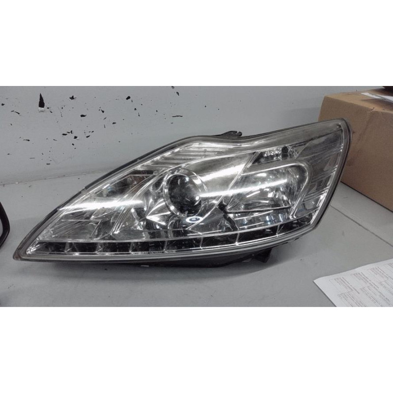 Optique avant principal gauche (feux)(phare) FORD FOCUS 2