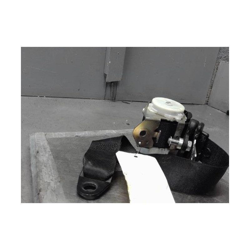 Ceinture arriere gauche LANCIA DELTA 3