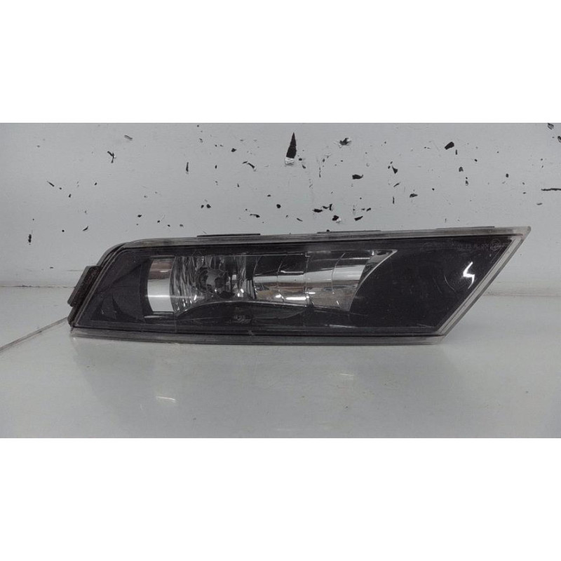 Anti brouillard droit (feux) SKODA SUPERB 3