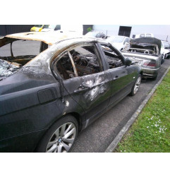 Aile avant gauche BMW SERIE 3 E90 Photo n°6