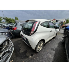 Feu diurne avant gauche TOYOTA AYGO 2 Photo n°20
