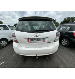 Malle/Hayon arriere TOYOTA VERSO Photo n°16
