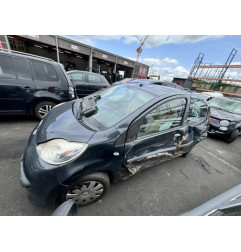 Feu arriere principal gauche (feux) PEUGEOT 107 Photo n°9