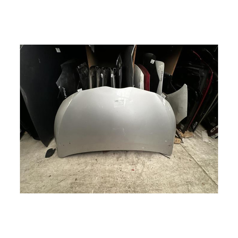 Capot TOYOTA VERSO Photo n°3