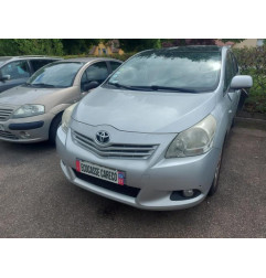 Capot TOYOTA VERSO Photo n°17