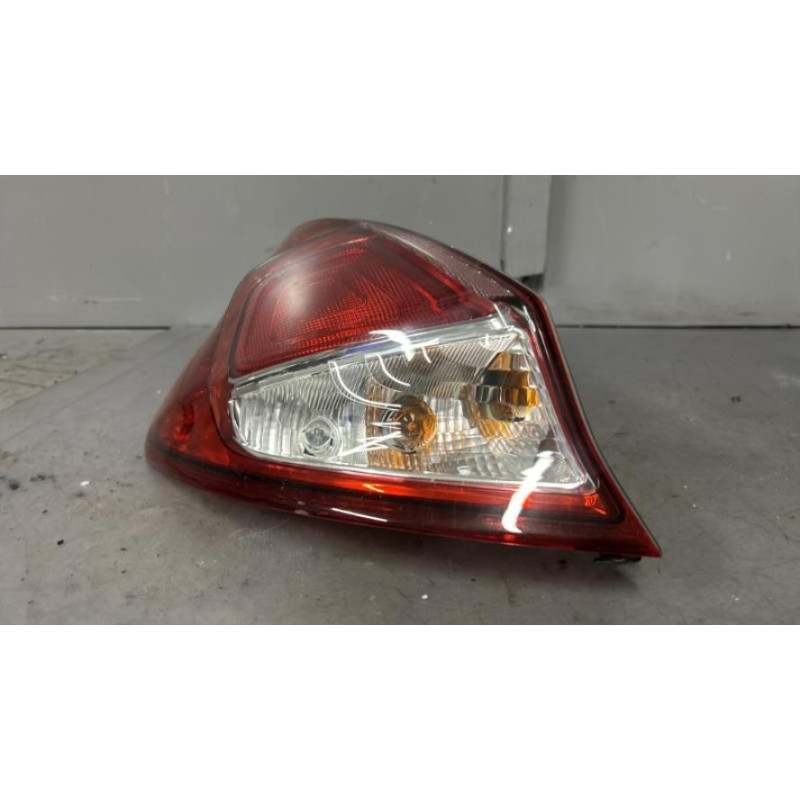 Feu arriere principal gauche (feux) FORD FIESTA 6