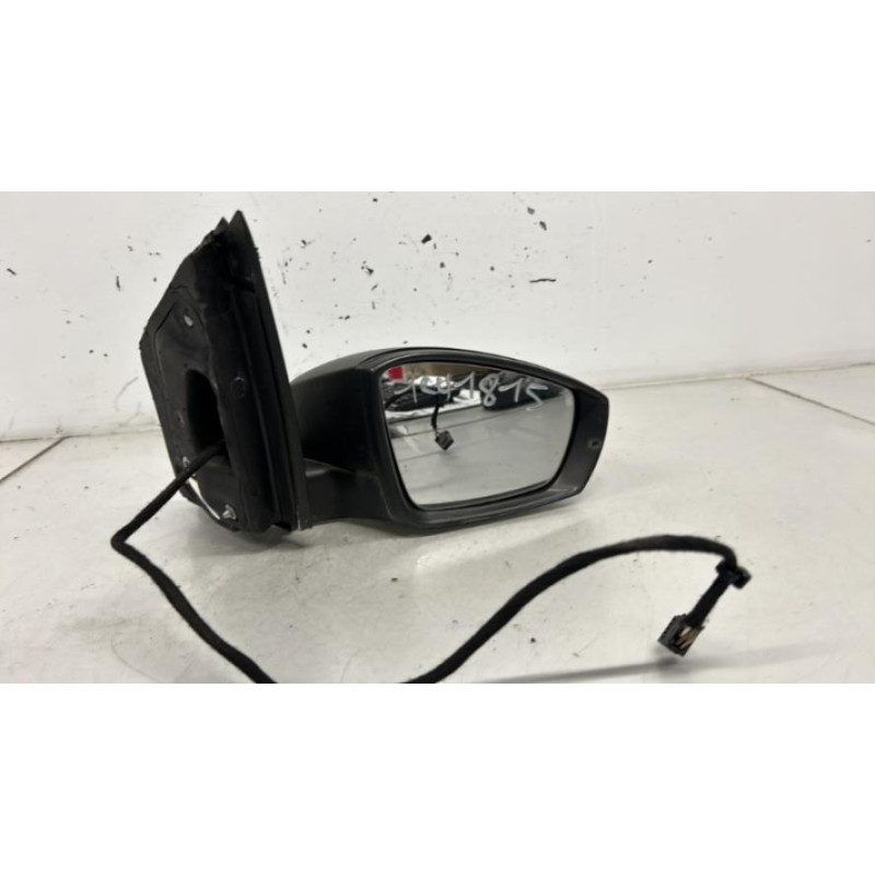 Retroviseur droit VOLKSWAGEN POLO 5