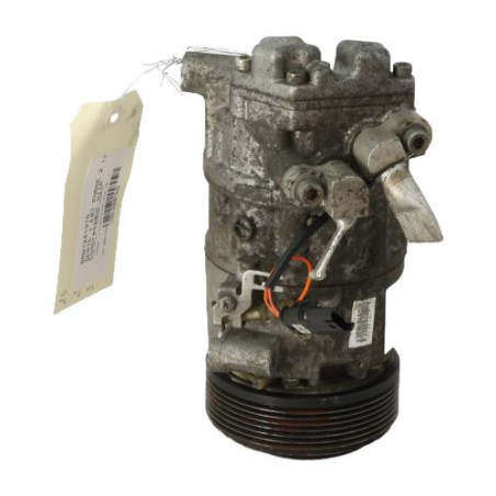 Compresseur clim BMW SERIE 1 E87 Photo n°2