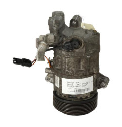 Compresseur clim BMW SERIE 1 E87 Photo n°3