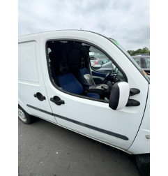 Feu arriere principal gauche (feux) FIAT DOBLO 1 Photo n°17