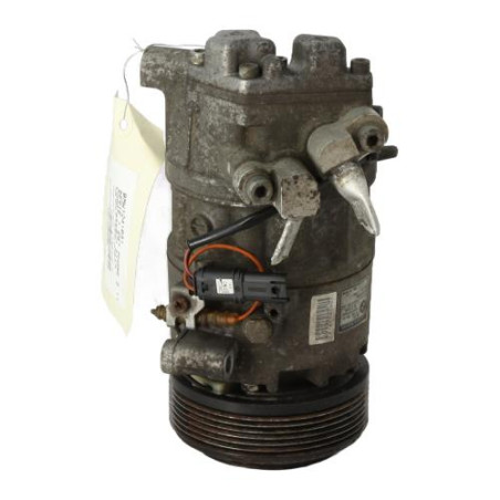 Compresseur clim BMW SERIE 1 E87 Photo n°2