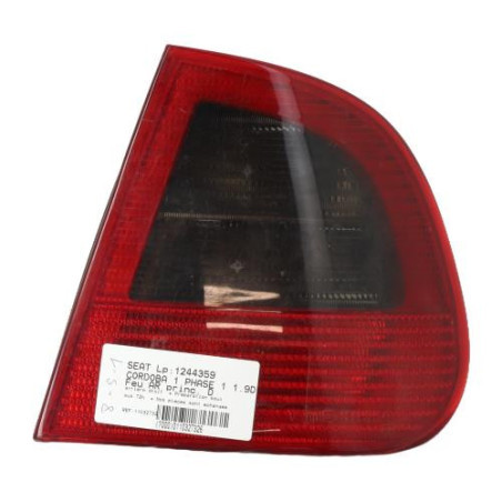 Feu arriere principal droit (feux) SEAT CORDOBA 1 Photo n°1