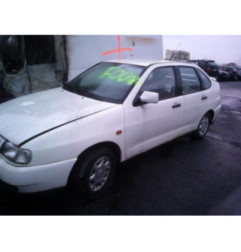 Feu arriere principal droit (feux) SEAT CORDOBA 1 Photo n°6