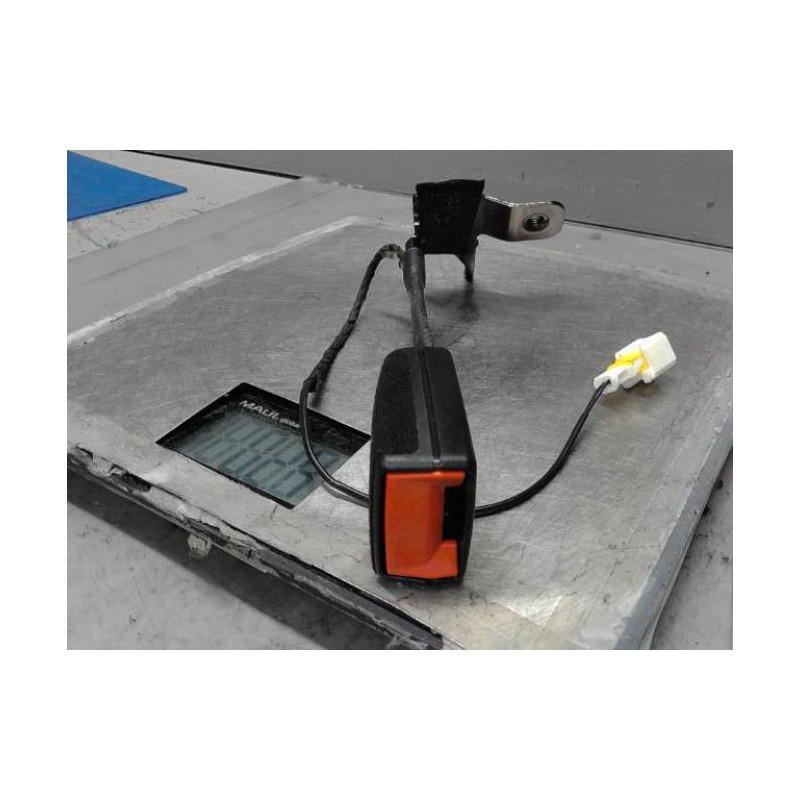 Attache ceinture avant droit CITROEN C4 CACTUS