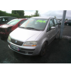 Feu arriere principal gauche (feux) FIAT IDEA Photo n°9