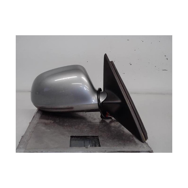 Retroviseur droit AUDI A4 3