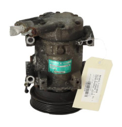 Compresseur clim RENAULT CLIO 2 Photo n°2