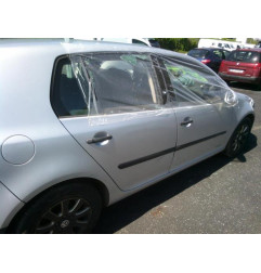 Renfort pare choc avant (traverse) VOLKSWAGEN GOLF 5 Photo n°9