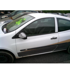 Capot RENAULT CLIO 3 Photo n°3