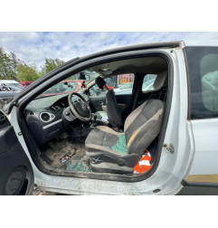 Capot RENAULT CLIO 3 Photo n°12