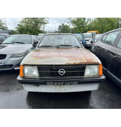 Feu arriere principal droit (feux) OPEL KADETT D Photo n°16