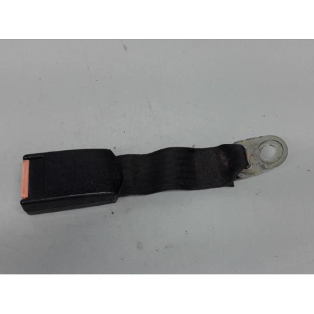 Attache ceinture arriere gauche OPEL KADETT D Photo n°1