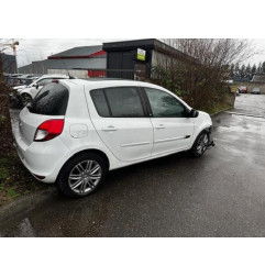 Capot RENAULT CLIO 3 Photo n°15