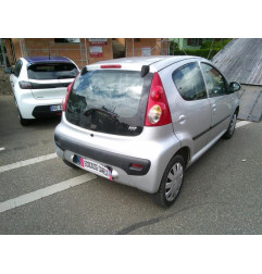 Ceinture avant gauche PEUGEOT 107 Photo n°4