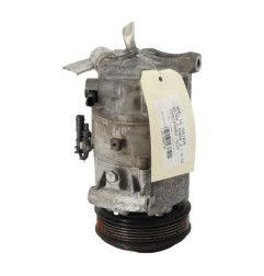 Compresseur clim OPEL ASTRA J Photo n°3