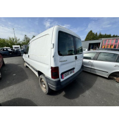 Calandre PEUGEOT PARTNER 1 Photo n°10