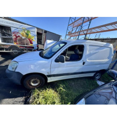 Calandre PEUGEOT PARTNER 1 Photo n°10