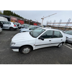 Optique avant principal droit (feux)(phare) PEUGEOT 306 Photo n°13