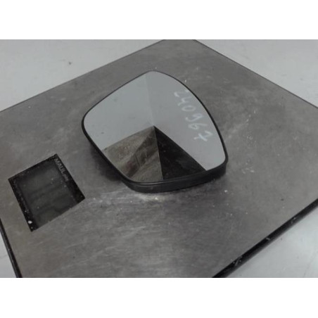 Glace retroviseur droit PEUGEOT 208 1 Photo n°1