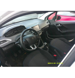 Boitier servitude moteur (BSM) PEUGEOT 208 1 Photo n°9