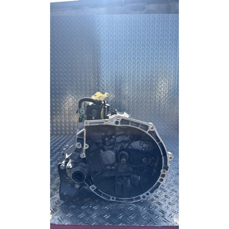 Boite de vitesses PEUGEOT 208 1