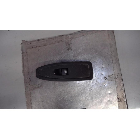 Interrupteur de leve vitre avant droit BMW SERIE 1 F20 Photo n°1