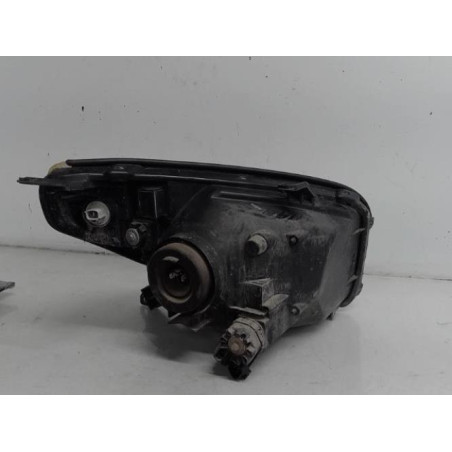 Optique avant principal gauche (feux)(phare) TOYOTA RAV4 2