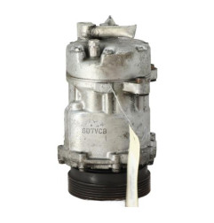 Compresseur clim VOLKSWAGEN GOLF 4 Photo n°6