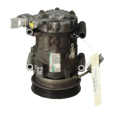 Compresseur clim RENAULT TWINGO 2 Photo n°2